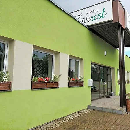Everest Hostel *